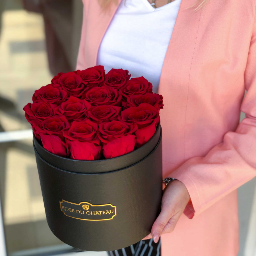 flowerbox z czerwonymi różami na podziękoanie ślubne dla rodziców