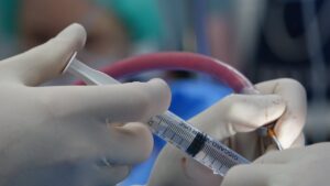 Korekcja uszu w Gdańsku – poradnik dla pacjentów rozważających otoplastykę